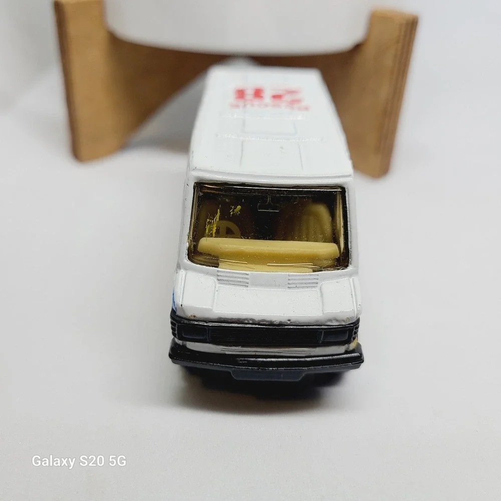 Vintage Majorette Mercedes Benz Ambulance‎ Metro City Emergency Vehicle